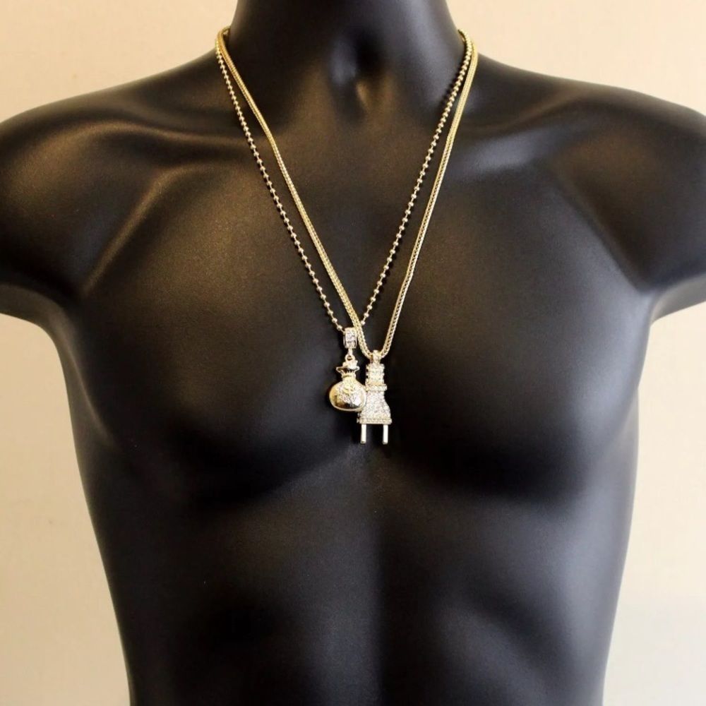 14K Gold Chain Money Bag Pendant - Picture 2 of 3